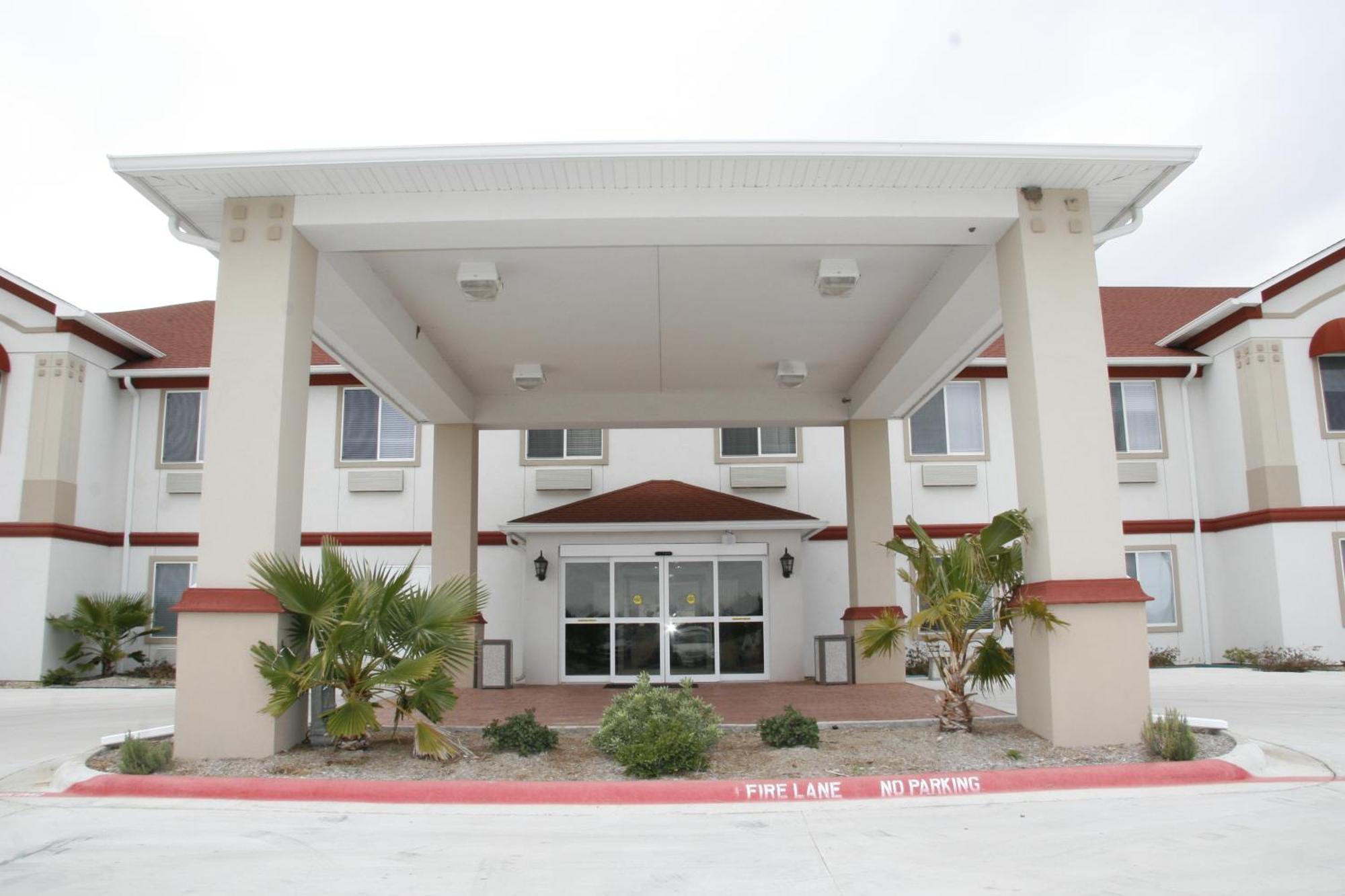 Budget Host Inn And Suites Cameron Dış mekan fotoğraf