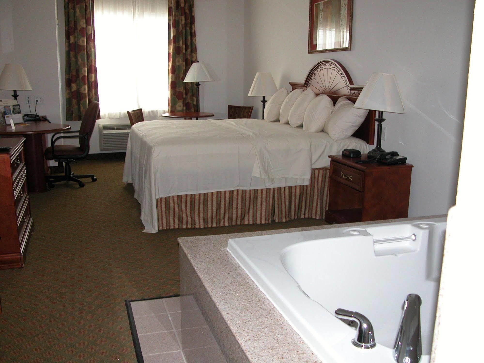 Budget Host Inn And Suites Cameron Dış mekan fotoğraf